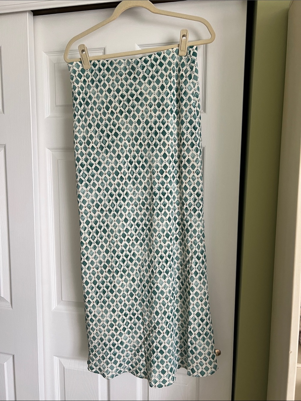 Abercrombie & Fitch Teal and White Geometric Maxi Skirt